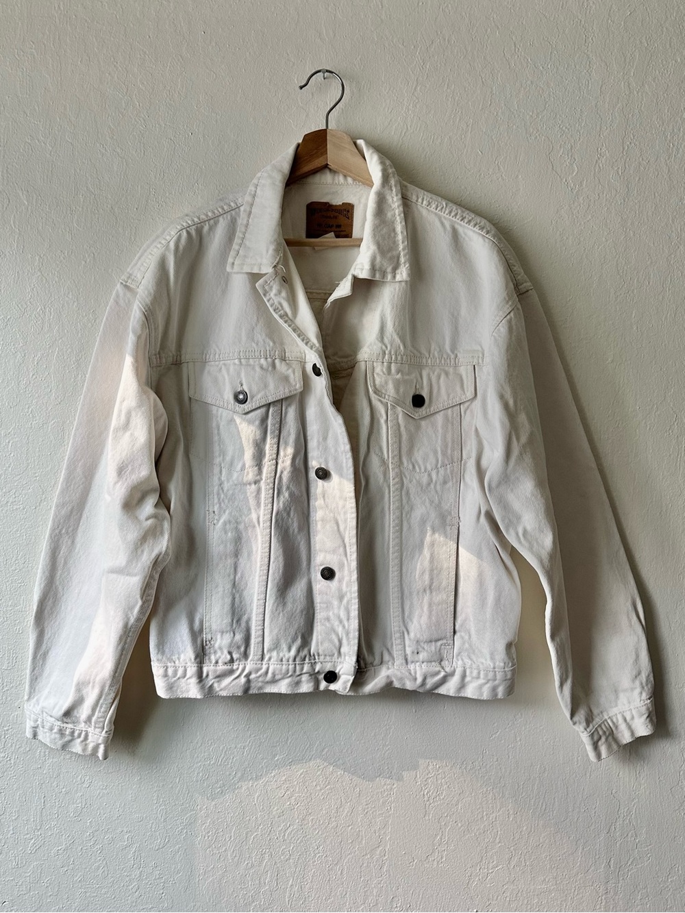 Sold Vintage 90s rare gap workwear white denim jean trucker jacket xl distressed